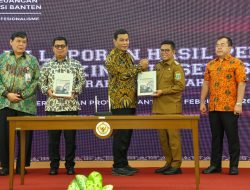 BPK Serahkan LHP Kepatuhan dan Kinerja, Gubernur Andra Soni Tegaskan Komitmen Perbaikan