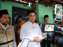 Safari Ramadan, Wagub Dimyati Bantu Renovasi Dua Rumah Milik Lansia di Cilegon