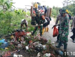 Koramil 0602-20/Pamarayan Gelar Jum’at Bersih di Kampung Saninten