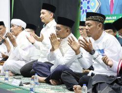 Safari Ramadan di Al Khairiyah, Gubernur Andra Soni Paparkan Program Sekolah Gratis