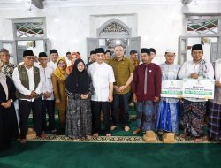 Safari Ramadan di Caringin, Wagub Dimyati Sampaikan Rencana Revitalisasi Situs Syekh Asnawi