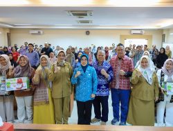 Tinawati Andra Soni Dorong Ibu Rumah Tangga Kembangkan Usaha Ekonomi Kreatif