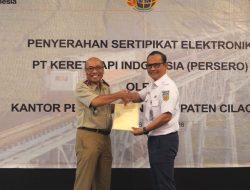 KAI Daop 5 Purwokerto Terima 13 Sertifikat Elektronik dari BPN Cilacap