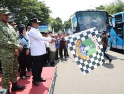 Gubernur Andra Soni Lepas 990 Peserta Program Mudik Gratis Pemprov Banten