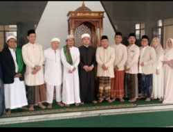 Shalat Idul Fitri di Masjid Ageung Al-Hakim Pamarayan, KH. Tata : “Idul Fitri Adalah Kemenangan Hati”