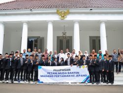 Gubernur Andra Soni Lepas Keberangkatan 21 Petani Milenial Magang di Jepang