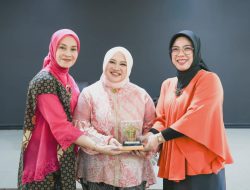 Tinawati Andra Soni : “Edukasi Menopause Penting agar Perempuan Tetap Sehat dan Percaya Diri”