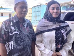 Dirut PT Abadi Jaya Insani Salurkan Sapi Kurban untuk Warga Kelurahan Gunung Sugih