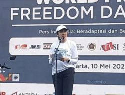 Pers Benteng Pertahanan Melawan Hoaks dan Disinformasi 