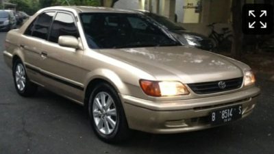 Mobil Lawas Sedan Toyota “Primadona” Dibandrol Rp 30 Juta 