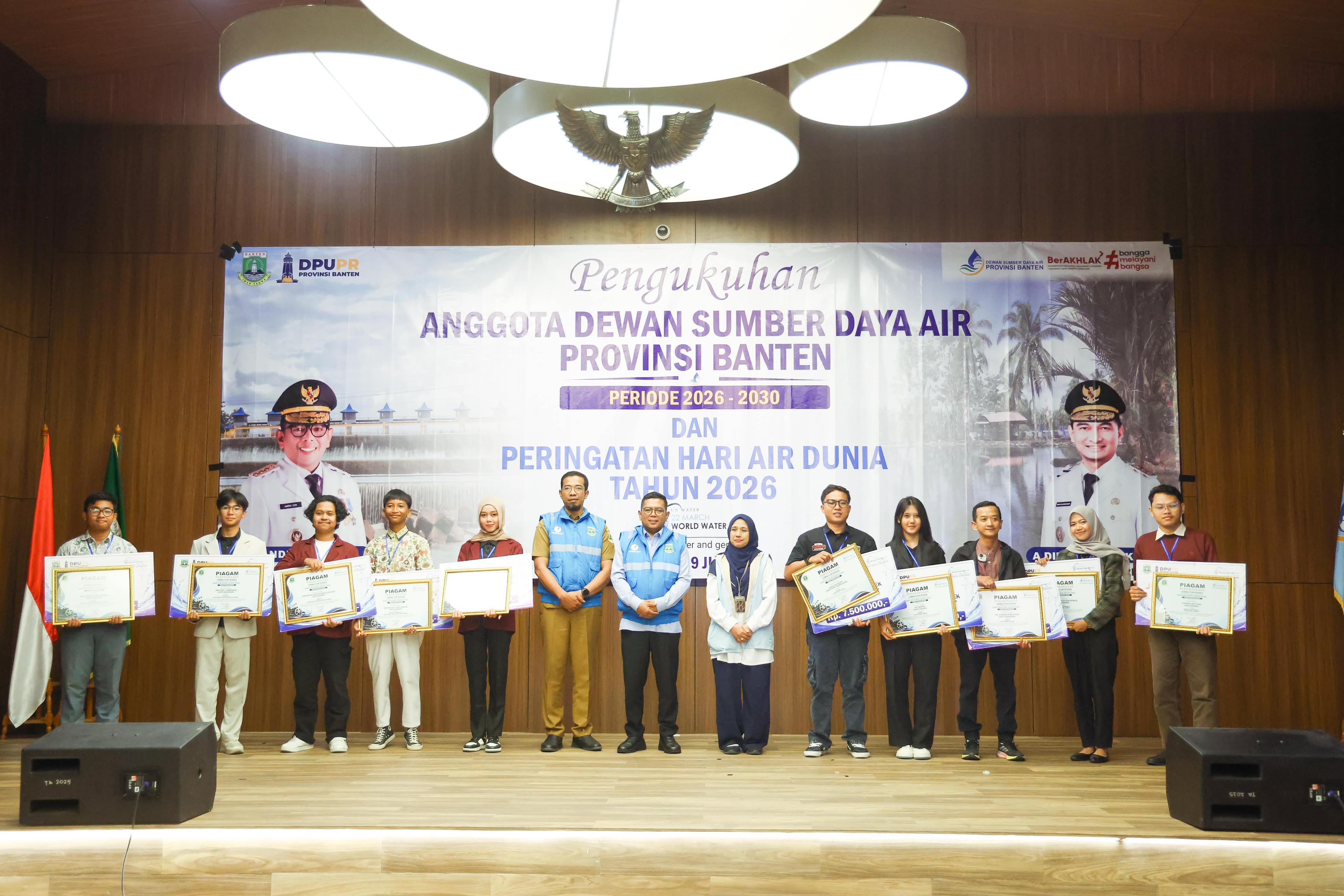 Andra Soni Serahkan Penghargaan Pemenang Lomba Film Pendek Hari Air Sedunia 2026