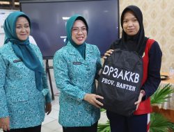 Tinawati Andra Soni Ajarkan Siswa Basakan Diri Tak Menunda Pekerjaan