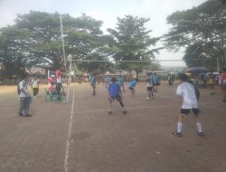 Sambut HUT RI ke-81, Kecamatan Petir Gelar Beragam Lomba dan Pertandingan Voli