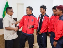 Andra Soni Lepas Tim Banteng Banten ke Turnamen Nasional Soekarno Cup III