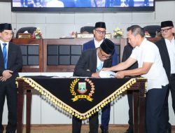 Andra Soni Tegaskan Peningkatan SDM Jadi Prioritas KUA-PPAS 2027