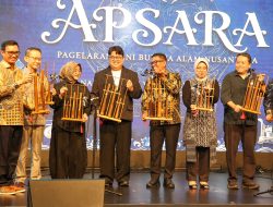 Hadiri Pagelaran Seni Nusantara, Gubernur Andra Soni Ajak Generasi Muda Rawat Budaya