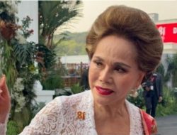 Saat Dewi Soekarno Hadiri Upacara HUT RI, Kaget Istana Banyak Perubahan
